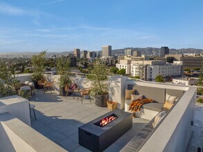 The Spaulding in Los Angeles, CA - Foto de edificio - Building Photo