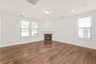 15310 Scholastic Dr in Charlotte, NC - Building Photo - Building Photo