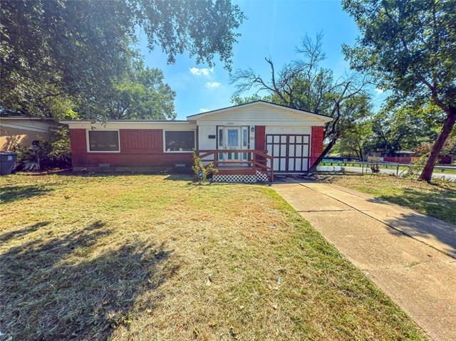 10804 Dunaway Dr in Dallas, TX - Building Photo - Building Photo