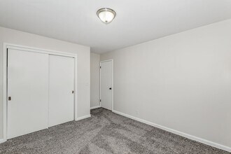 1230 E Fortuna St in Wichita, KS - Building Photo - Building Photo