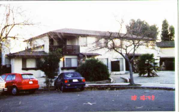 19460 Richwood Court in Cupertino, CA - Foto de edificio - Building Photo