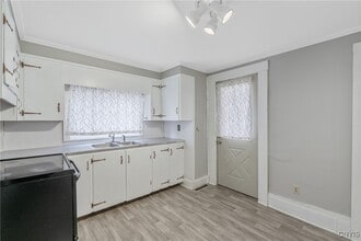 19 Park St in Pulaski, NY - Building Photo - Building Photo