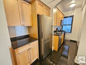 2-Bedroom Apartment in Midtown East | 4th in New York, NY - Building Photo - Building Photo