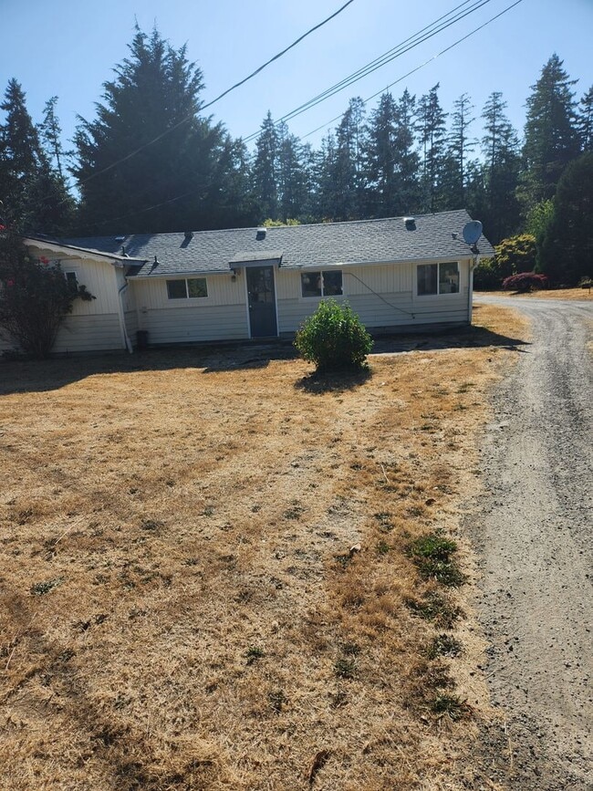property at 14315-14315 Peacock Hill Ave