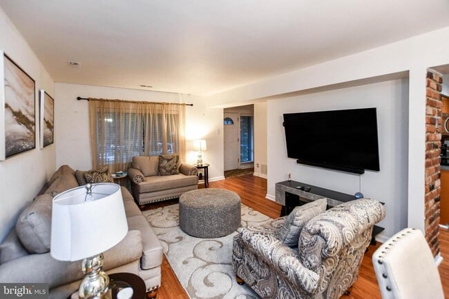 8317 Canning Terrace in Greenbelt, MD - Building Photo - Building Photo