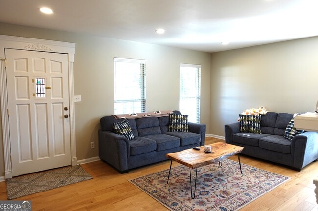 1333 Holliday Dr in Winder, GA - Building Photo - Building Photo