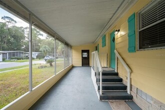8476 NW 39th Cir in Gainesville, FL - Foto de edificio - Building Photo