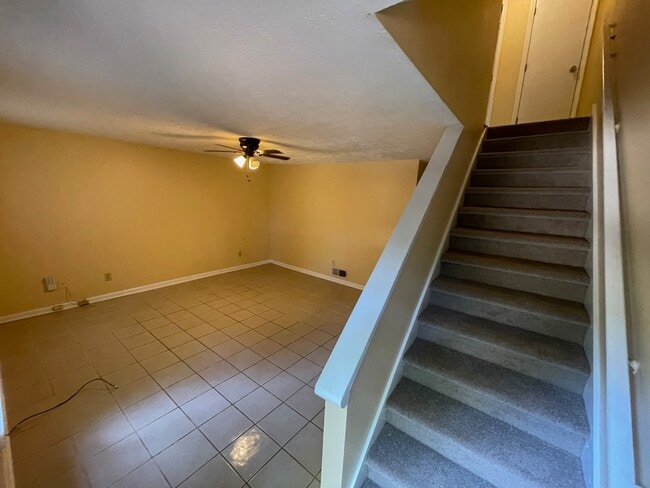 597 Jackson Park Ln in Suwanee, GA - Building Photo - Building Photo