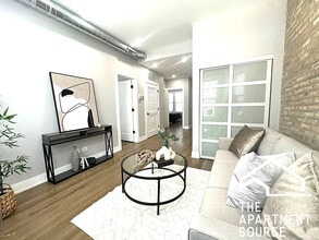 3830 N Wilton Ave, Unit 3 in Chicago, IL - Building Photo - Building Photo