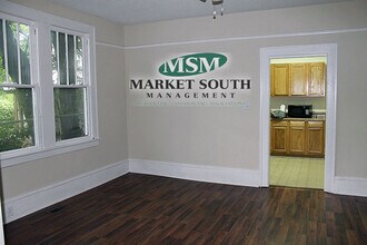 706 E 37th St in Savannah, GA - Building Photo - Building Photo