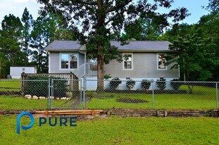 1873 Koon Rd in Lugoff, SC - Building Photo