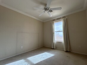 11022 Vasari Ct in Las Vegas, NV - Building Photo - Building Photo