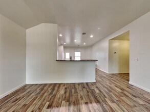 2816 Sun Berry Way in Yukon, OK - Building Photo - Building Photo