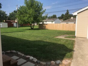 2655 Dearborn Ave in Rochester Hills, MI - Building Photo - Building Photo