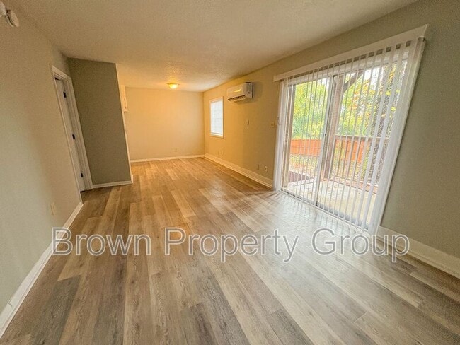 2462 Bragg Blvd in Fayetteville, NC - Building Photo - Building Photo