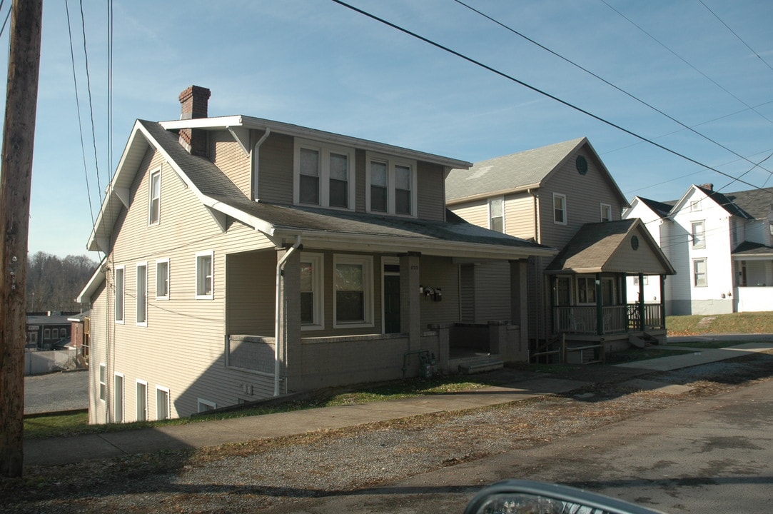 625 McLane Ave in Morgantown, WV - Building Photo