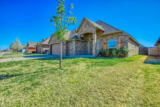 12112 Preakness Rd in Oklahoma City, OK - Building Photo - Building Photo