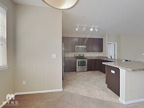 9637 E 5th Ave, Unit 101 in Denver, CO - Building Photo - Building Photo