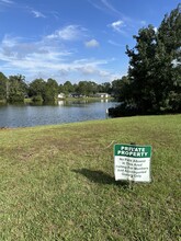 123 E Lakemont Dr in Kingsland, GA - Foto de edificio - Building Photo