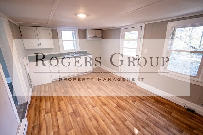 718 John St in Henderson, NC - Building Photo - Building Photo