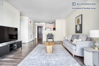 4835 Cordell Ave in Bethesda, MD - Building Photo - Building Photo