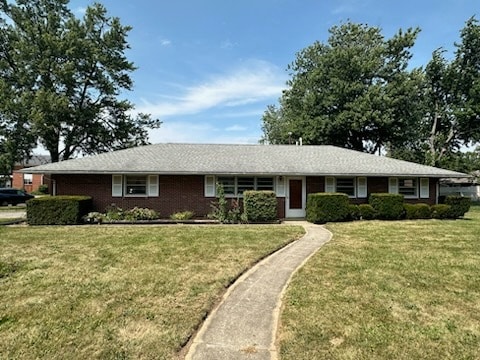 2908 Lakewood Ave in Lima, OH - Building Photo
