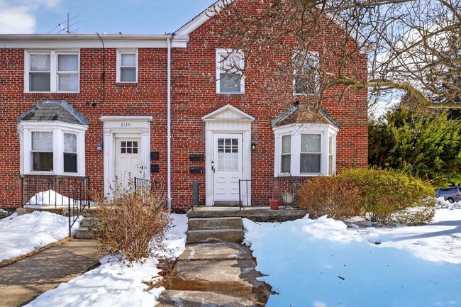 property at 6133 Parkway Dr