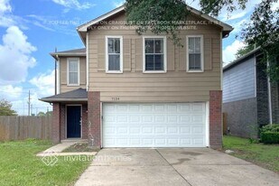 7134 Cheshire Park Rd in Houston, TX - Building Photo