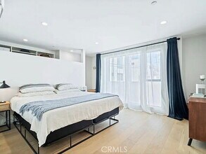 811 1/2 N Detroit St in Los Angeles, CA - Building Photo - Building Photo