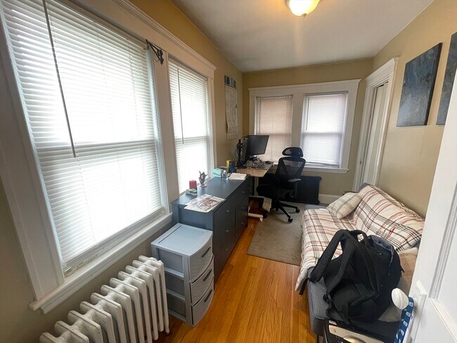 15 Lurton St in Quincy, MA - Building Photo - Building Photo