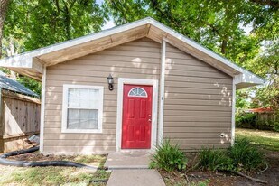 4704 Evans Ave in Austin, TX - Building Photo