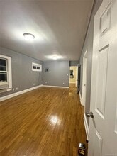 88-69 Eldert Ln in Queens, NY - Building Photo - Building Photo