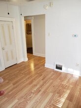 1202 Jackson Ave in Charleston, IL - Building Photo - Building Photo