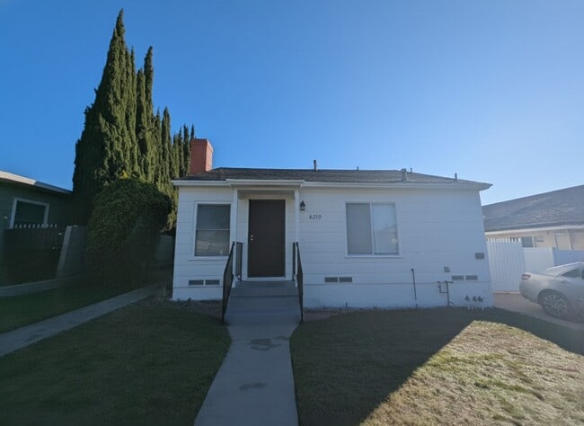 property at 6208-6210 S Fairfax Ave