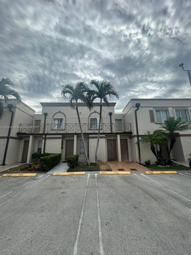 1158 NW 124th Ave in Miami, FL - Building Photo - Building Photo