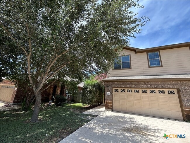 property at 957 Brown Rock Dr