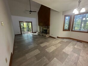 5652 Thea Ln in Raleigh, NC - Building Photo - Building Photo