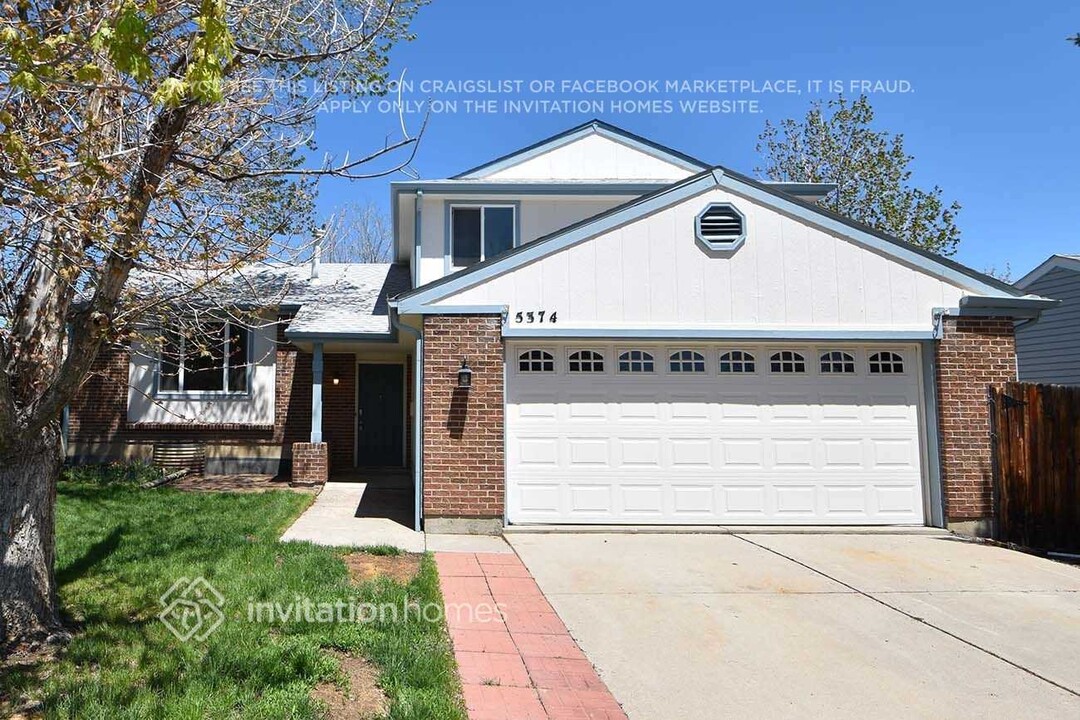 5374 S Telluride Way in Centennial, CO - Building Photo