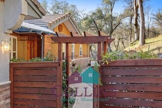 11822 Lodestar Dr in Grass Valley, CA - Building Photo - Building Photo