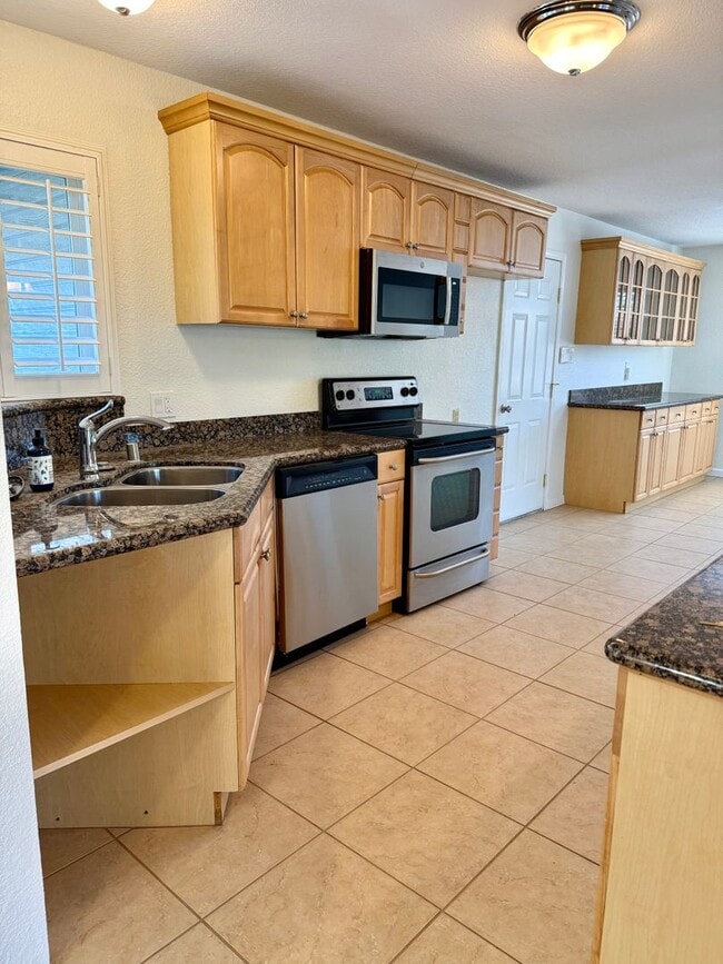 8849 Britland Way in Fair Oaks, CA - Building Photo - Building Photo