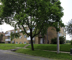 20 Torbolton Dr Apartments