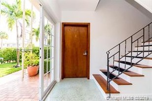 7430 Carlyle Ave in Miami Beach, FL - Building Photo - Building Photo