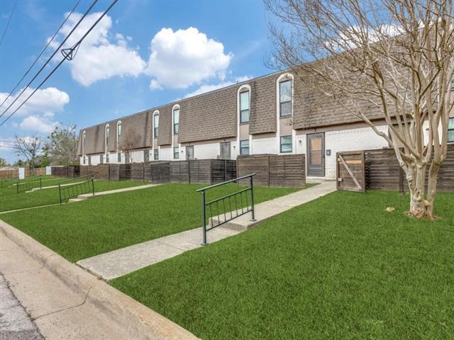7700 Chapin Rd in Fort Worth, TX - Building Photo - Building Photo