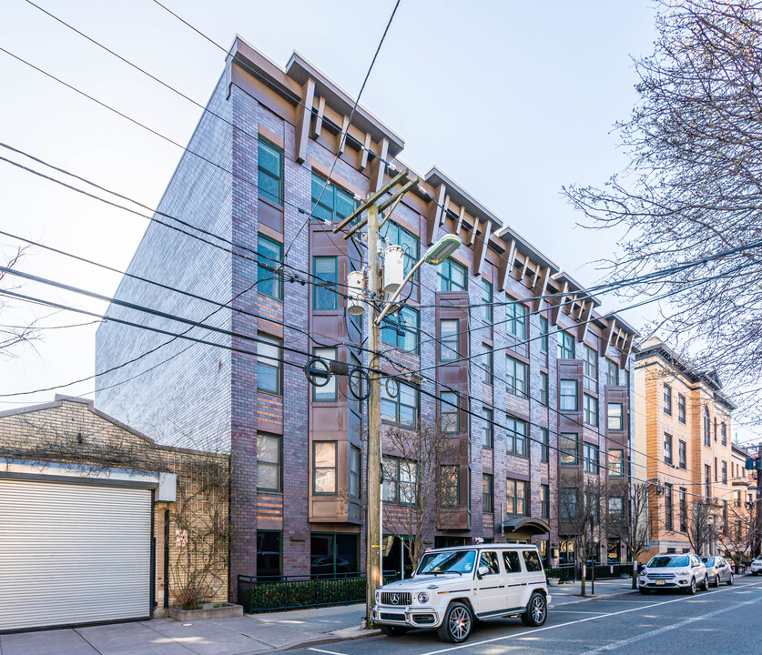 87 Jackson St in Hoboken, NJ - Foto de edificio