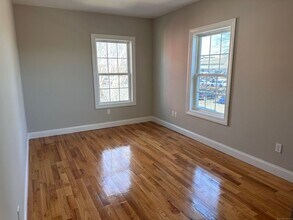 41-43 Darina Place in Milford, CT - Building Photo - Building Photo