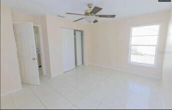 4140 Reflections Pkwy in Sarasota, FL - Building Photo - Building Photo