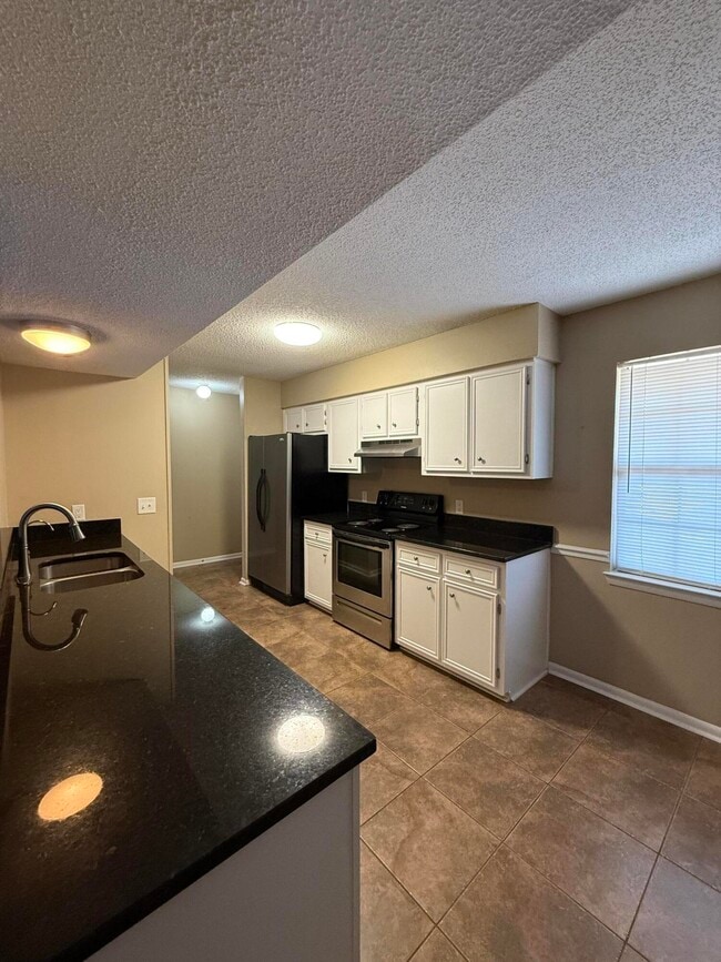 89 11th Ave in Shalimar, FL - Building Photo - Building Photo