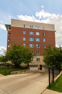 Mayfair Commons - Senior Community in Chicago, IL - Building Photo - Building Photo