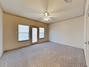 1540 Aldra Dr in Fort Worth, TX - Foto de edificio - Building Photo