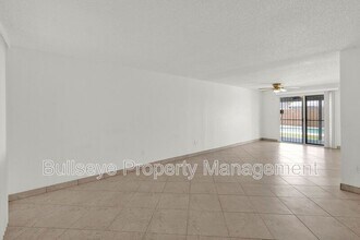 13811 N 37th Way in Phoenix, AZ - Building Photo - Building Photo